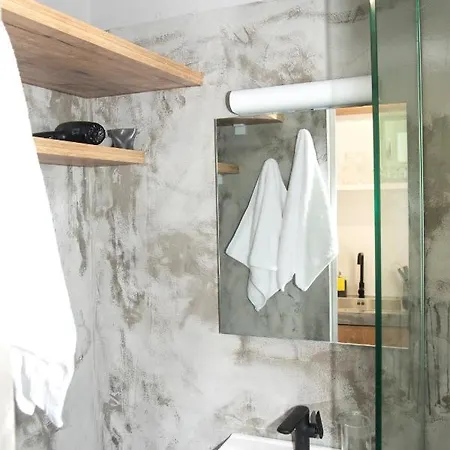Siroa Petit Apartment Ermoupoli
